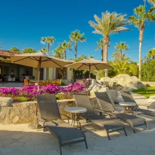 15 exterior villa las arenas