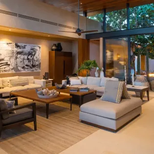 15 living room west enclave 8