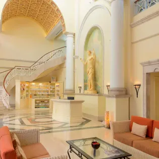 15 pueblo bonito rose lobby