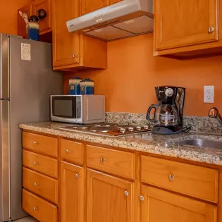 15 villa california kitchen