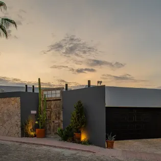 15casa by9 exterior3