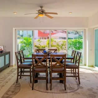 16 dining area villa loretta