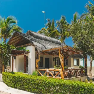 16 exterior casa bellamar