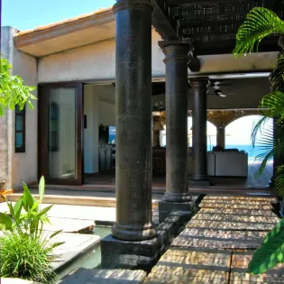 16 exterior villa estero