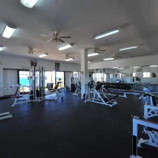 16 gym villa langosta