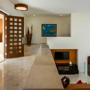 16 hallway villa sebastian