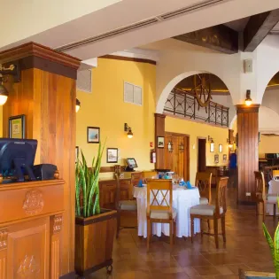 16 playa grande beach resort restaurant