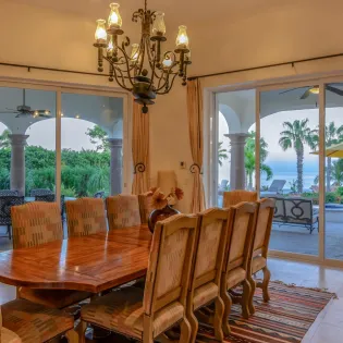 17 dining area villa las brisas