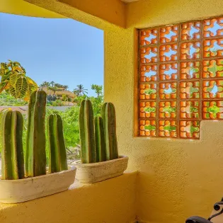 17 exterior villa ladrillo