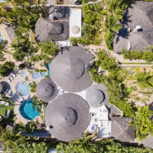 17 exterior villa las rocas