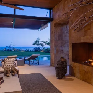 17 living room west enclave 8