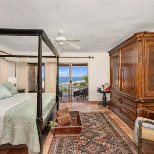 18 bedroom 1 villa marisal