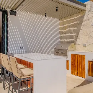 18 calimigos bbq area 2.1