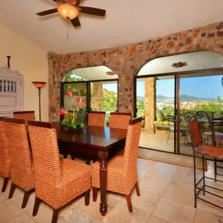 18 dining area villa los geckos