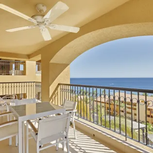 18 exterior grand fiesta americana los cabos