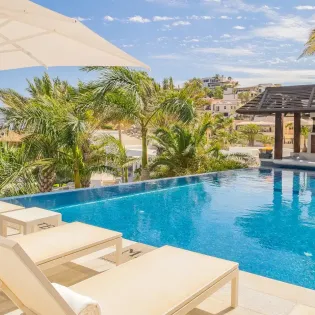18 exterior mantea casa cabo