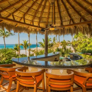 18 exterior villa las rocas
