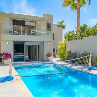 18 exterior villa nazar