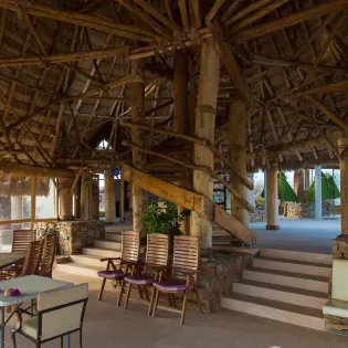 18 guaycura boutique hotel beach club   spa exterior