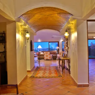 18 hallway casa tortuga