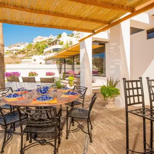 18 outdoor dining sunset villa