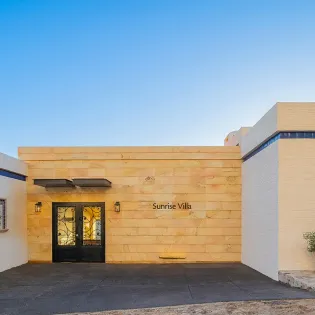 18 sunrise villa