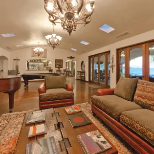 18 villa captiva living room