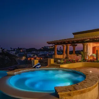 18 villa de los suenos hot tub night