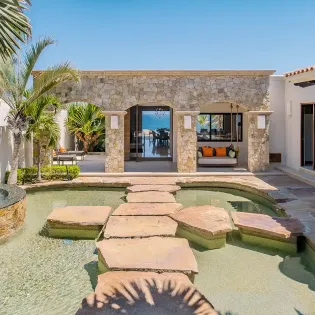 18casa keller entry
