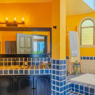 19 bathroom casa bugambilia