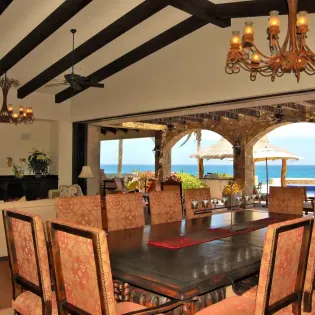 19 dining area villa estero