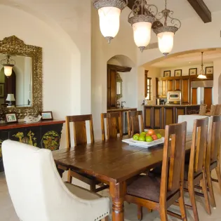 19 dining area villa las arenas