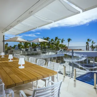 19 exterior casa aqua blanca