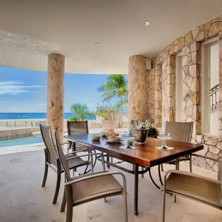 19 exterior villa marcella