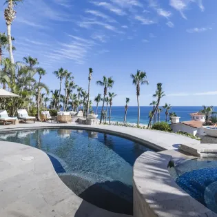19 villas del mar 212 poolside