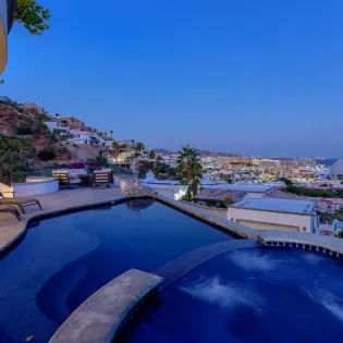 2 exterior hollywood house