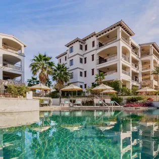 2 exterior live aqua private residences