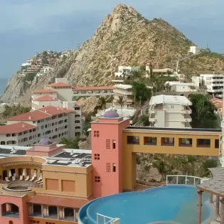 2 exterior playa grande eagles nest pool