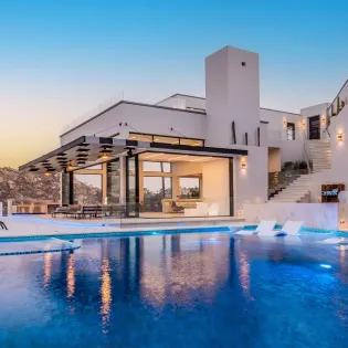 2 exterior villa chavez