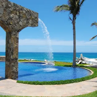 2 exterior villa estero