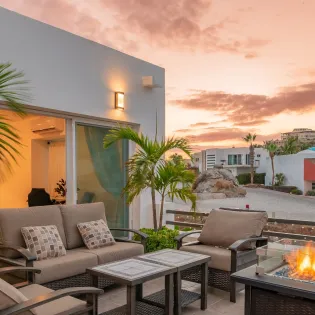 2 exterior villa loretta