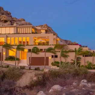 2 exterior villa pacific west