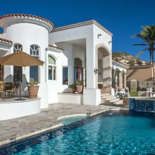 2 exterior villa paraiso