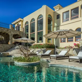 2 exterior villa rio de luna