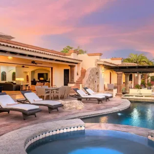 2 exterior villa vista al mar