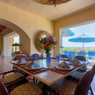 20 dining area casa stamm
