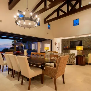 20 dining area villa de suenos