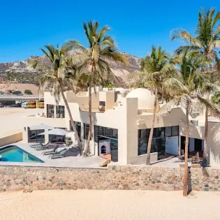 20 exterior villa costa azul