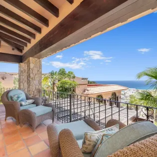 20 exterior villa marisal
