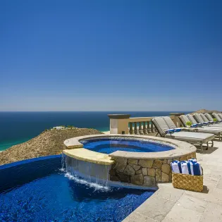 20 villa maria bonita jacuzzi